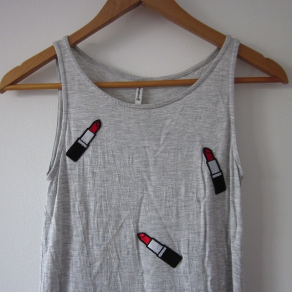 Stradivarius - Grey Tank Top with Lipsticks - Picture 2 of 6